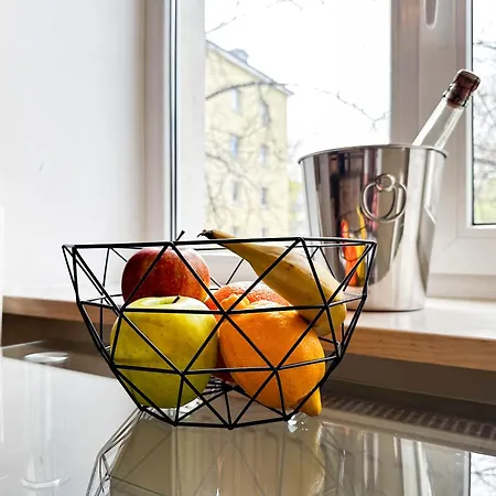 Appartement 10 Min To Old Town - Free Parking - Work Station