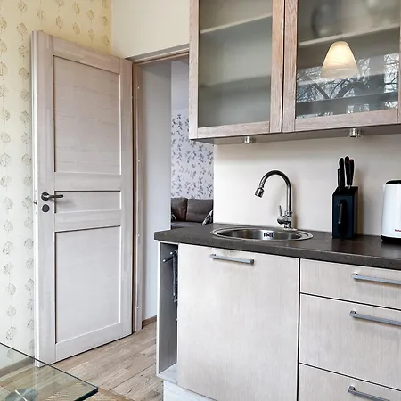 10 Min To Old Town - Free Parking - Work Station Таллин