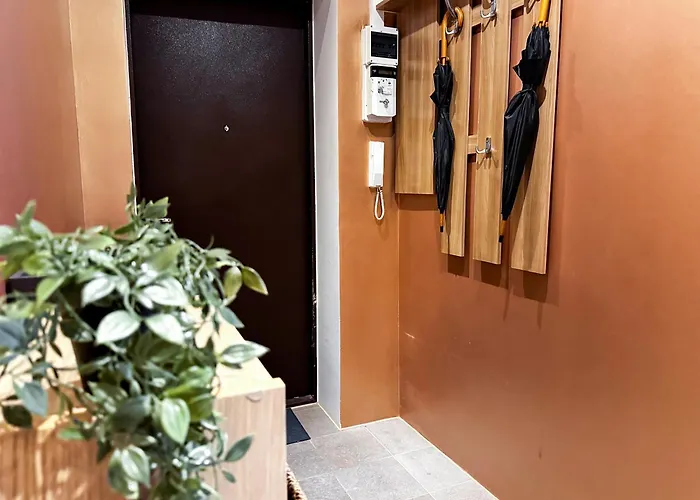 Апартаменты 10 Min To Old Town - Free Parking - Work Station *